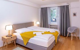 One Bedroom Apartment In Trendy Zurich West